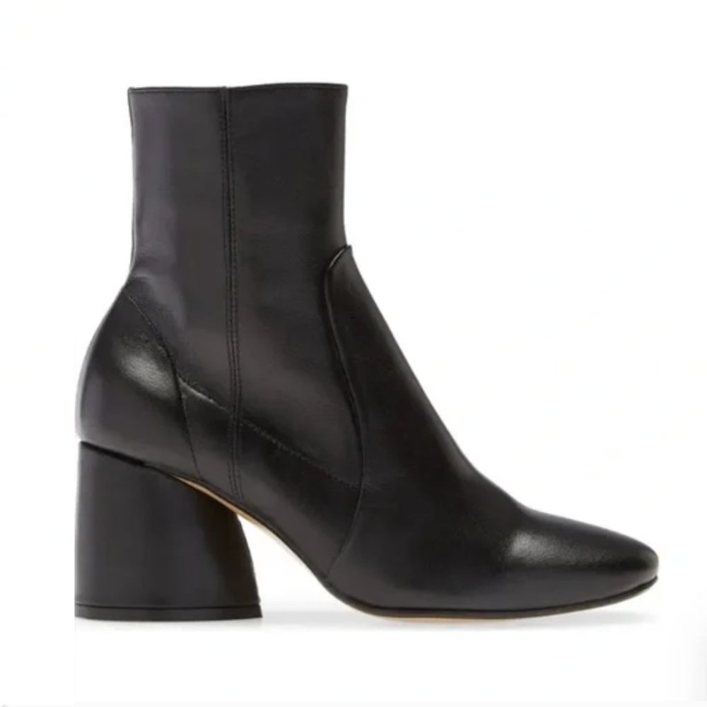 Intentionally Blank LUCK Boot in Black